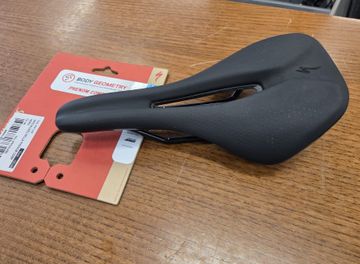 Used Specialized Phenom Comp 2026 bike — image 1 of 5