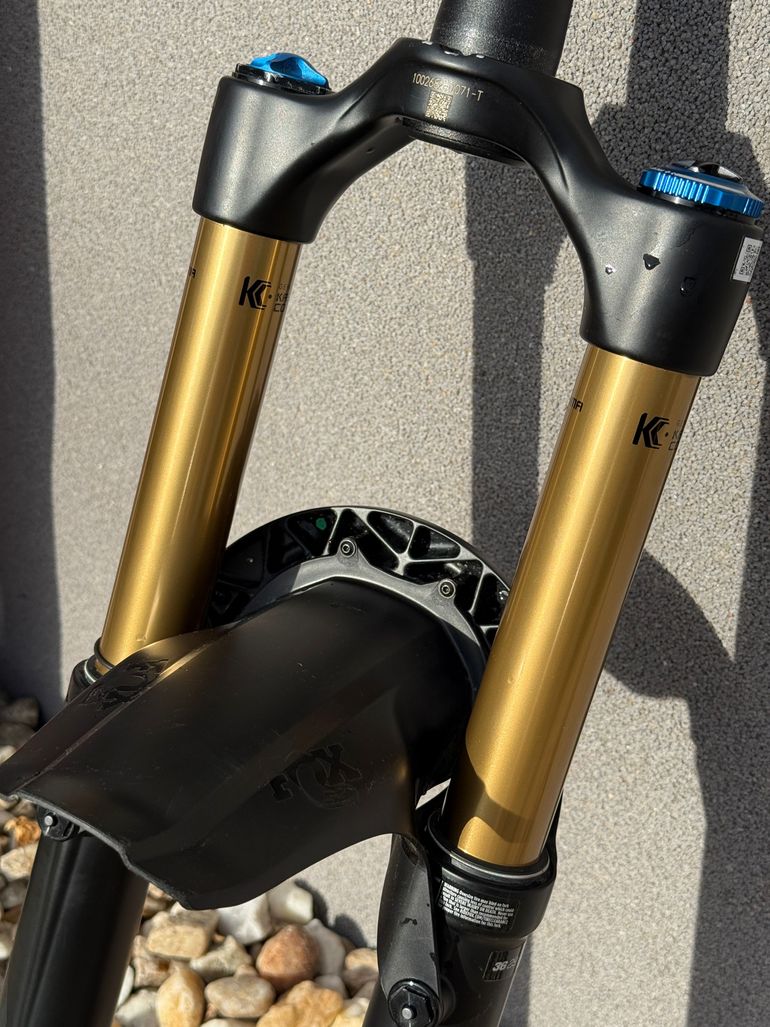 Brugt Fox 36 Factory Grip2 2025 bike — billede 3 af 5