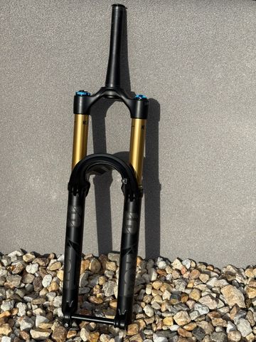 Brugt Fox 36 Factory Grip2 2025 bike — billede 2 af 5
