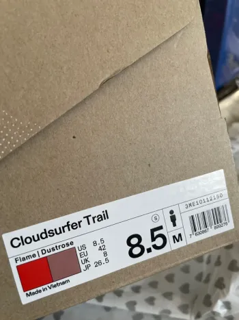 Käytetty On Running Cloudsurfer Trail bike — kuva 6 / 7