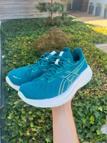 Używany Asics Gel Cumulus 26 bike — zdjęcie 2 z 8
