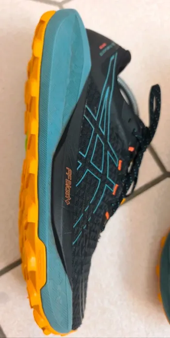 Used Orange Trabuco 13 Gel Gore bike — image 4 of 10