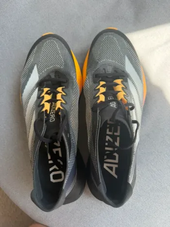 Orange Adizero Boston 12 bike d'occasion — image 3 sur 3