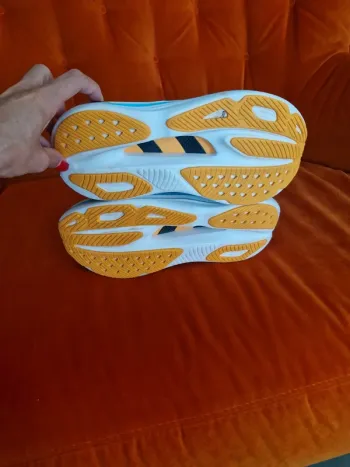 Brugt Orange Hoka Skyward X bike — billede 5 af 7