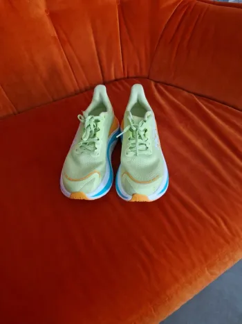 Brugt Orange Hoka Skyward X bike — billede 4 af 7