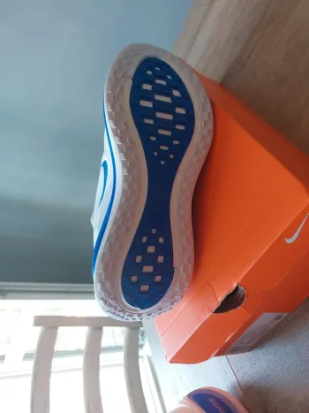 Brugt Nike Vomero Plus bike — billede 6 af 9