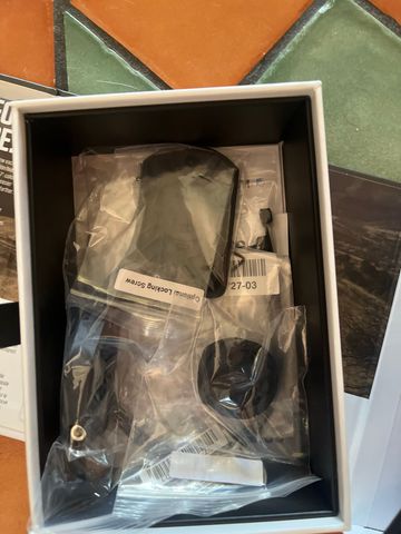 Used Wahoo Elemnt Roam v2 bike — image 8 of 8