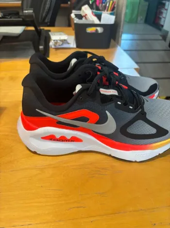 Tweedehands Nike Structure Plus bike — afbeelding 3 van 5