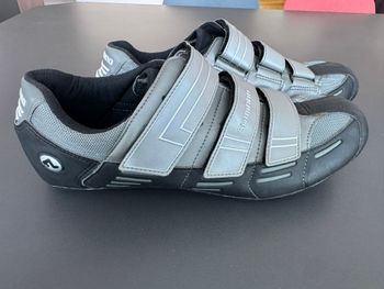 Used Shimano SH-RT50 Road Cycling Shoes bike