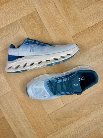 On Running Cloudtilt bike usato — immagine 6 di 13