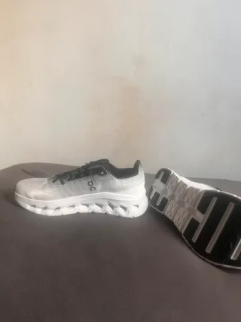 Použité On Running Cloud bike — obrázek 4 z 4