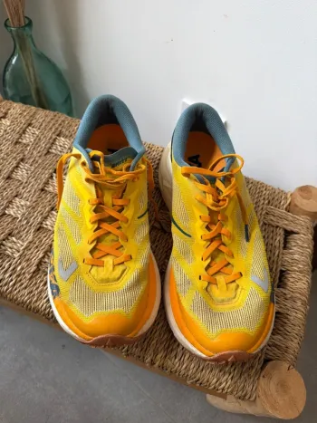 Used Hoka Mafate X bike — image 3 of 5