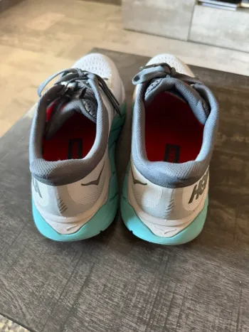 Ideal Hoka Laufschuhe bike d'occasion — image 3 sur 7