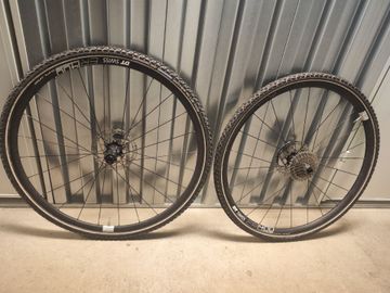 Gebrauchtes Dt Swiss ER1400 bike — Bild 1 von 2