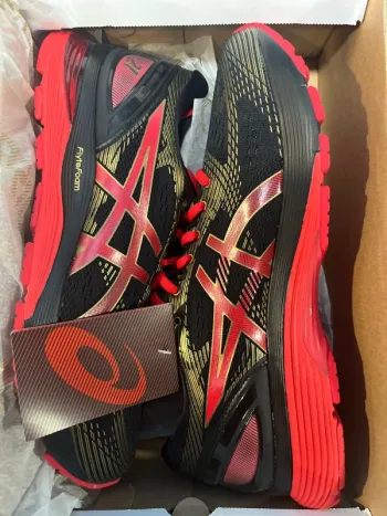 Używany Asics Gel Nimbus bike