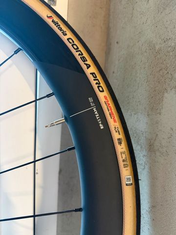 Used OQUO RP45 Team 2025 bike — image 3 of 3