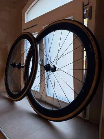 Used OQUO RP45 Team 2025 bike — image 1 of 3