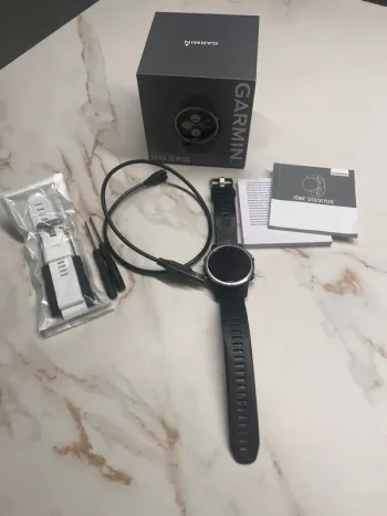 Used Garmin Fenix 5S Plus bike