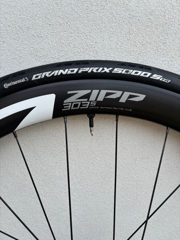 Used Zipp 303s + GP5000 bike — image 2 of 7