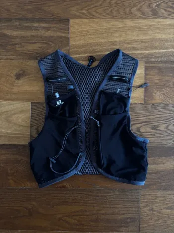 Used Salomon Adv Skin 4L bike