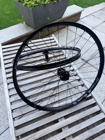 Used Dt Swiss 240s + E13 LG1+ DH Wheelset 2020 bike