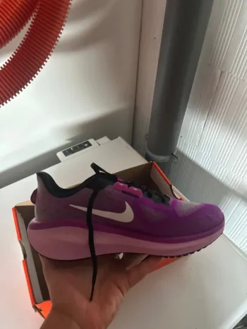 Käytetty Nike Vomero 17 bike — kuva 3 / 8