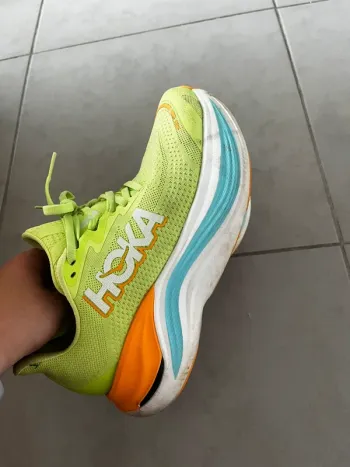 Hoka Skywards bike usato — immagine 2 di 3