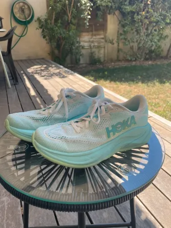 Hoka Rincon 4 bike d'occasion
