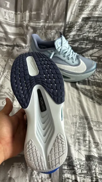 Used Nike Zoom Fly 6 bike — image 4 of 4