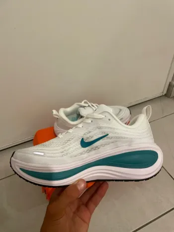Used Nike vomero plus bike — image 3 of 5