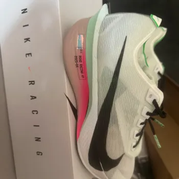 Gebrauchtes Lauf ZoomX Vaporfly Next% 4 bike — Bild 5 von 8