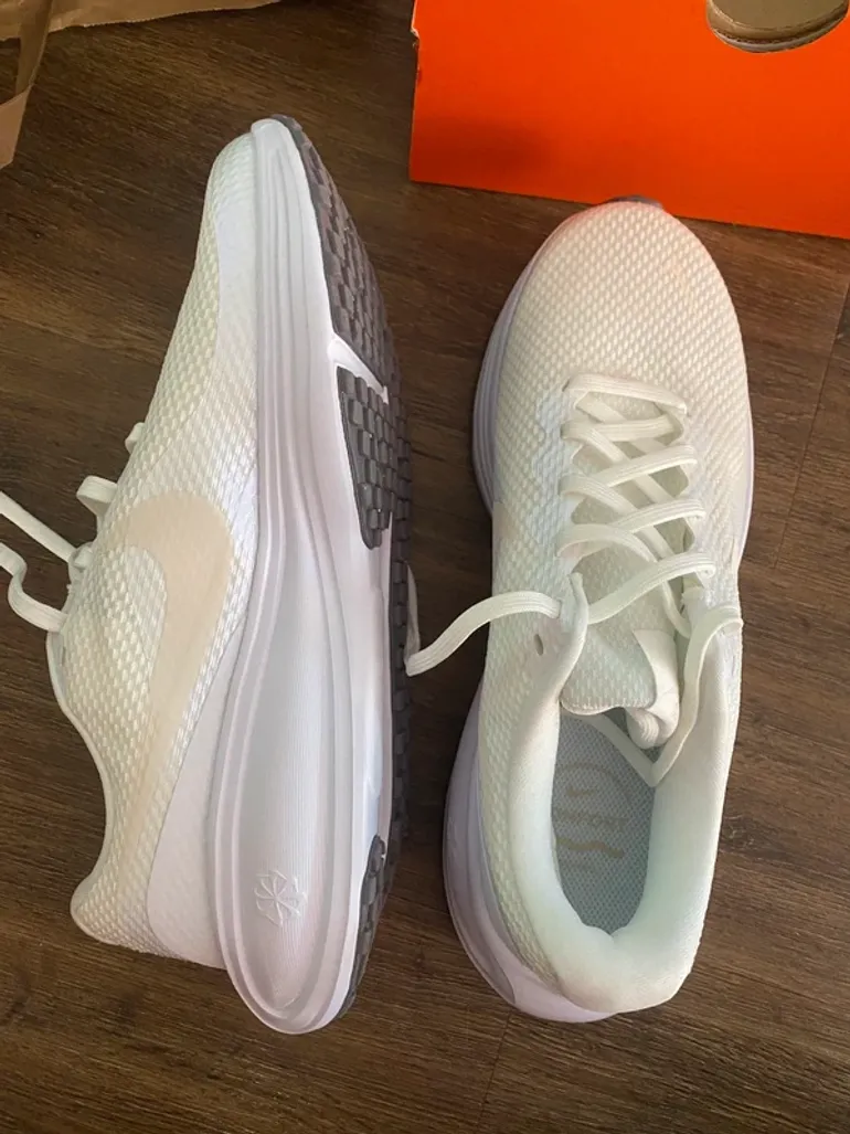 Used Nike Revolution bike — image 14 of 15