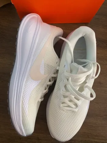 Used Nike Revolution bike — image 3 of 15
