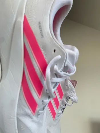 Adidas PrimeWeave bike usato — immagine 2 di 3