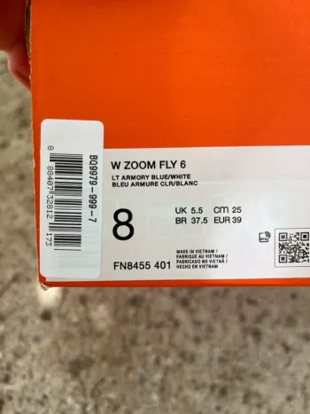Używany Nike Zoom Fly 6 bike — zdjęcie 4 z 4