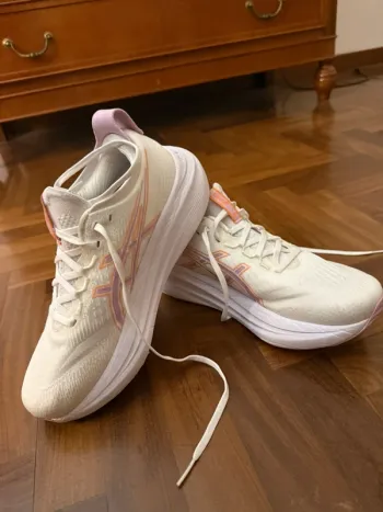Gebrauchtes Asics Running Shoes bike — Bild 2 von 2