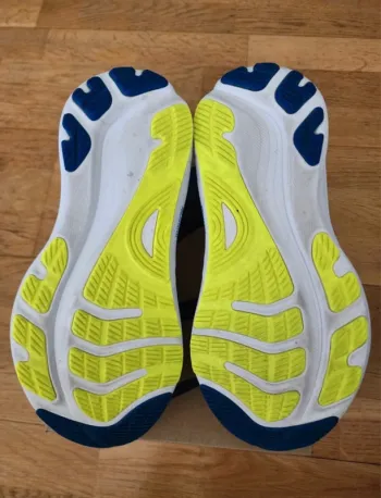 Używany Asics Gel Kayano 32 bike — zdjęcie 6 z 7