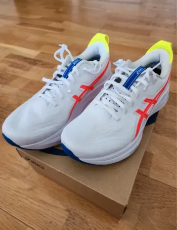 Gebrauchtes Asics Gel Kayano 32 bike
