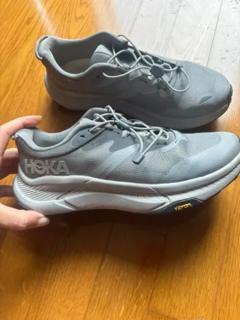 Hoka Scarpe escursionismo grigie bike d'occasion