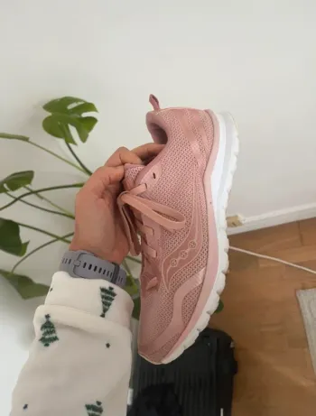Używany Saucony Running Shoes bike — zdjęcie 2 z 4