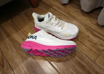 Used Hoka Cream Shoes Size 40 bike