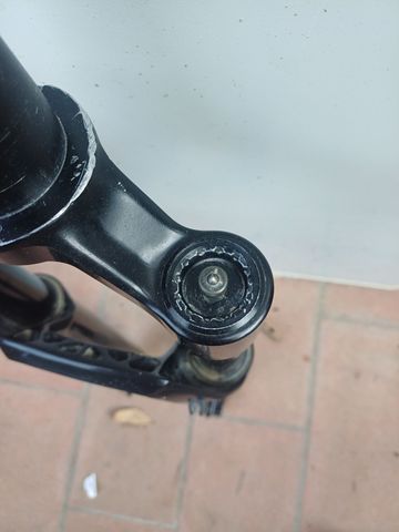 Used RockShox SID Ultimate SL 32 2P 2024 bike — image 6 of 10
