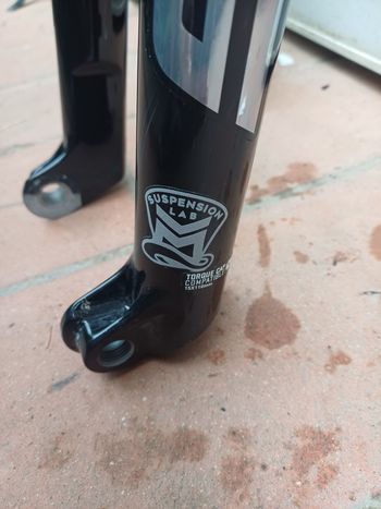Brugt RockShox SID Ultimate SL 32 2P 2024 bike — billede 3 af 10