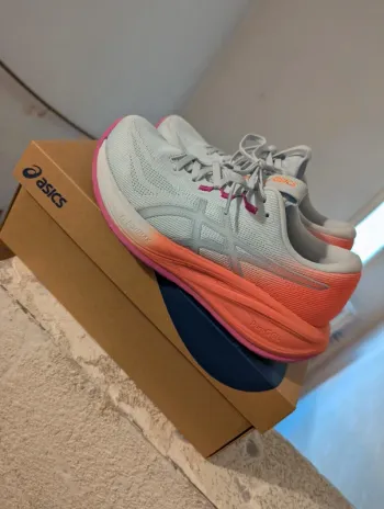 Gebrauchtes Asics Gel Cumulus 28 bike — Bild 2 von 6