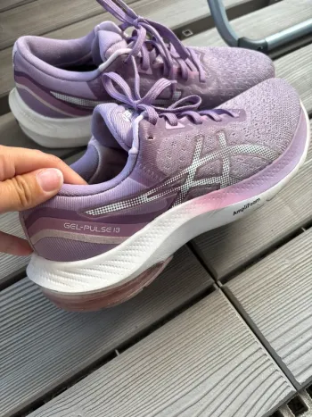 Używany Asics Gel Pulse bike