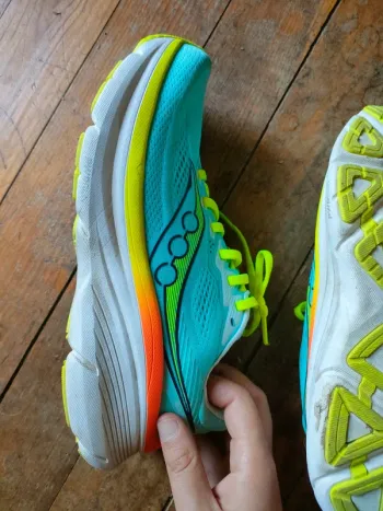 Used Saucony Guide 19 bike