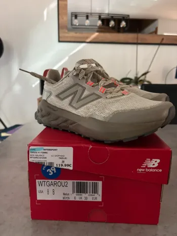Used New Balance Trailrunning Shoes bike — image 3 of 6