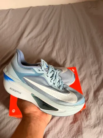 Käytetty Nike Zoom Fly 6 bike