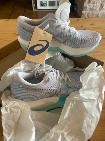 Gebrauchtes Asics Magicspeed 5 bike — Bild 4 von 5