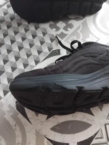 Hoka Bondi 9 bike d'occasion — image 10 sur 15